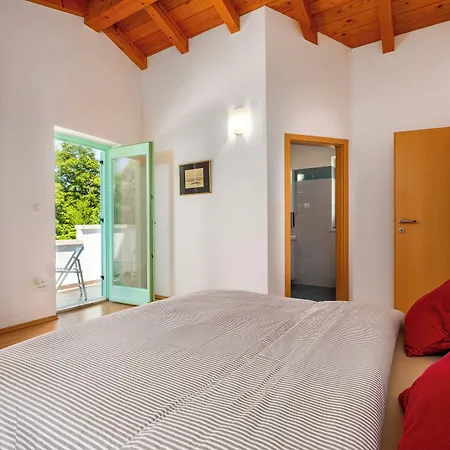 Portobello Near Labin *